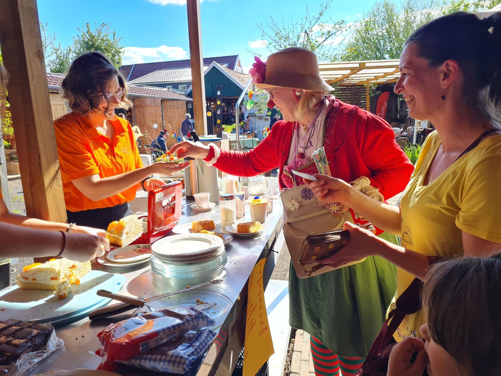 Kunstausstellung bei garten ud Kunst de Wolff Ostfriesland an der Küste Nordsee Niedersachsen Leer Aurich emden Event (8)